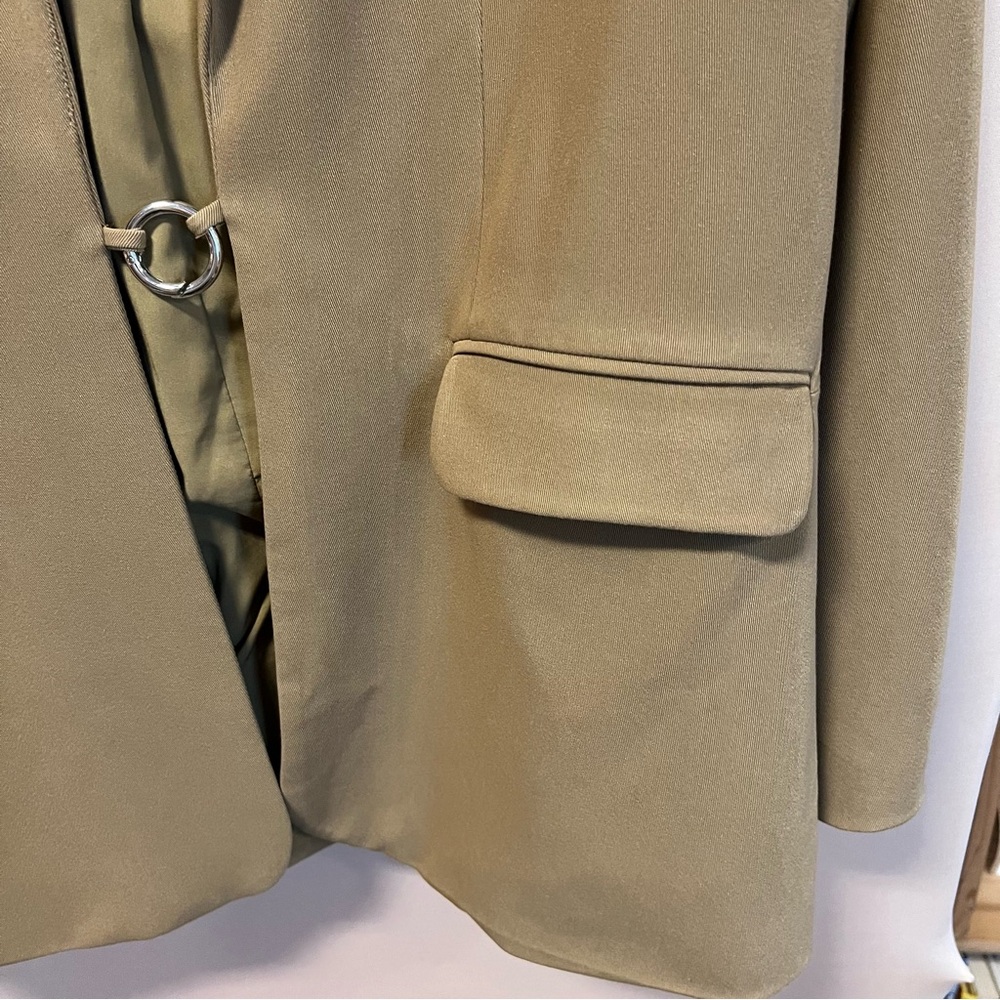 Classic Tan Blazer - Picture 5 of 7